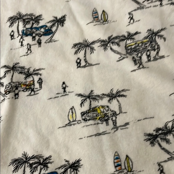 Cream and Black Short Sleeve Tee with Forest Print - Picture 4 of 7